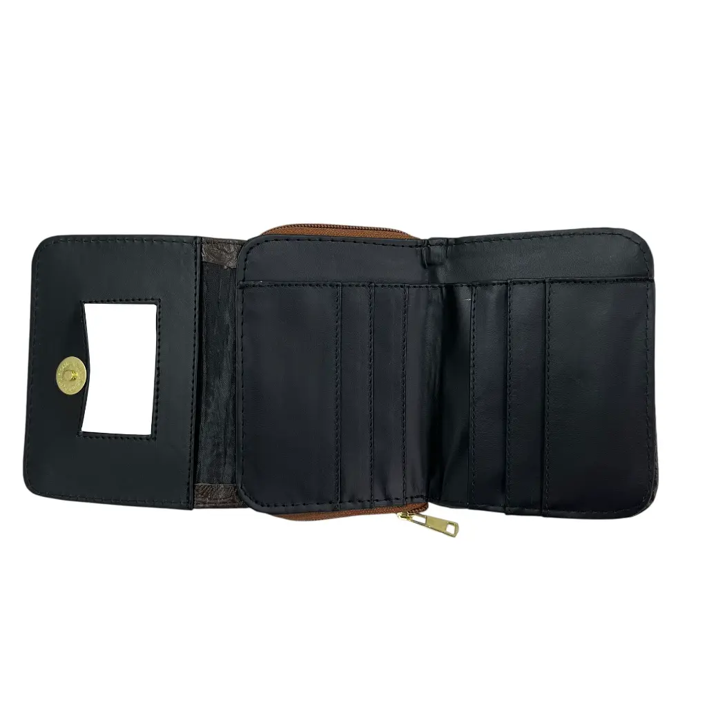 C07UNFCAF-1 (2).webp