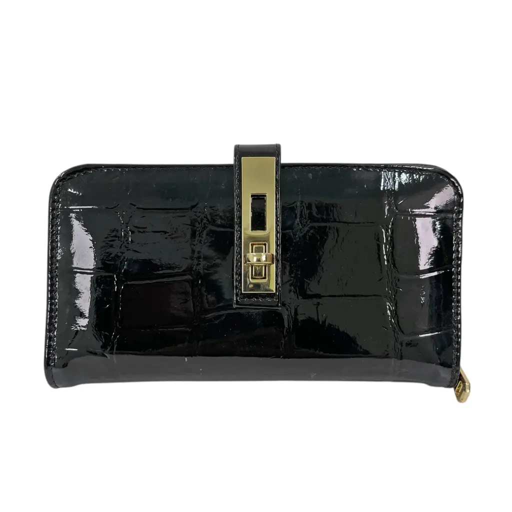 [C22MABPCNEG] CARTERA MARTHA BROCHE (CHAROL NEGRO)