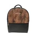 MOCHILA MEDIANA PIEL 